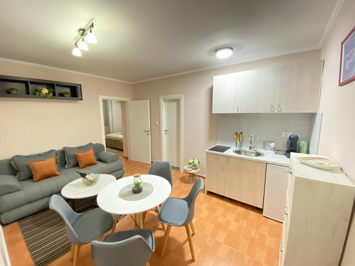 Aquata Apartments Tivat Kültér fotó